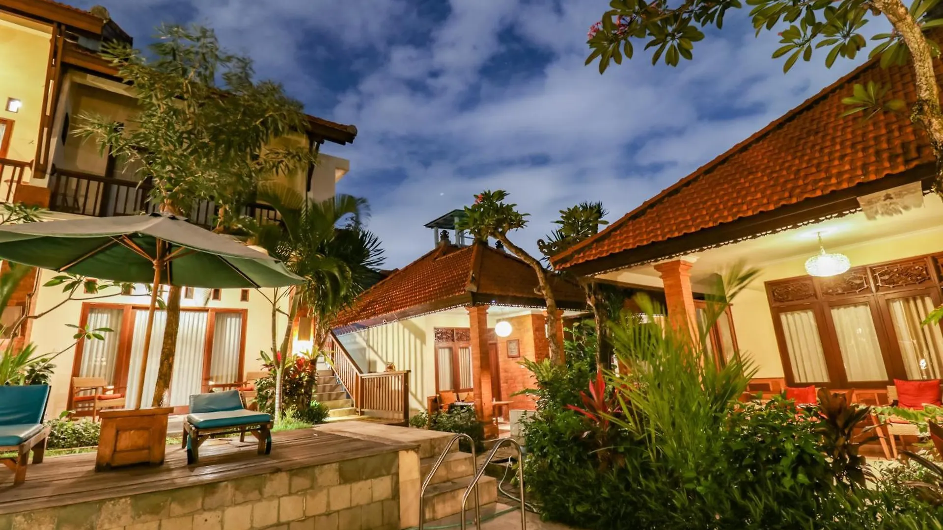 Mina Pelasa Hotel Legian