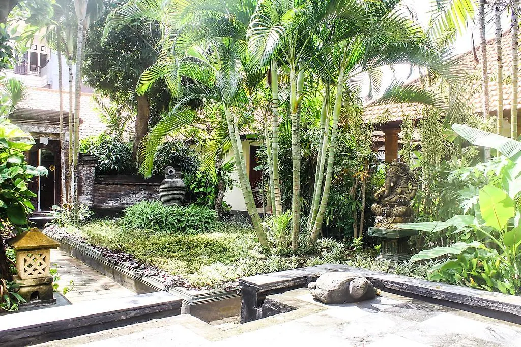 Mina Pelasa Hotel Legian 3*,  Indonésie