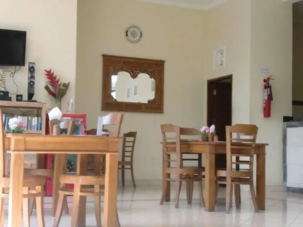 Mina Pelasa Hotel Legian 3*,